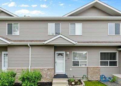 15 - 900 Allen St Se, Home with 3 bedrooms, 2 bathrooms and 2 parking in Airdrie AB | Image 1