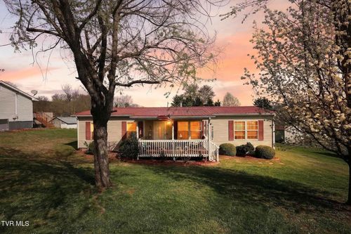 404 Ashville Avenue, Mount Carmel, TN, 37645 | Card Image