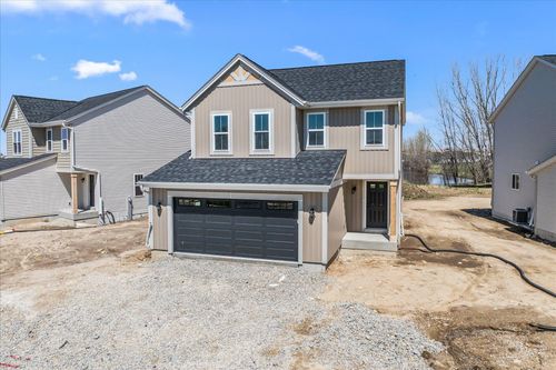 611 Belmont Dr, Watertown, WI, 53094-7729 | Card Image