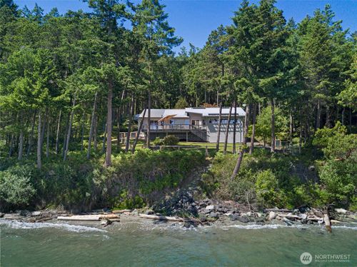 214 Pinedrona Ln, Friday Harbor, WA, 98250-6015 | Card Image