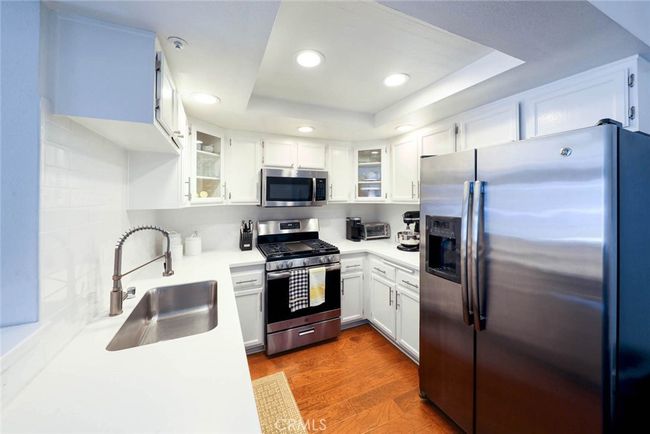 121F - 121 S Lakeview Ave, Condo with 2 bedrooms, 2 bathrooms and 2 parking in Placentia CA | Image 7