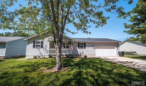 55 Jana Ln, Saint James, MO, 65559-9727 | Card Image