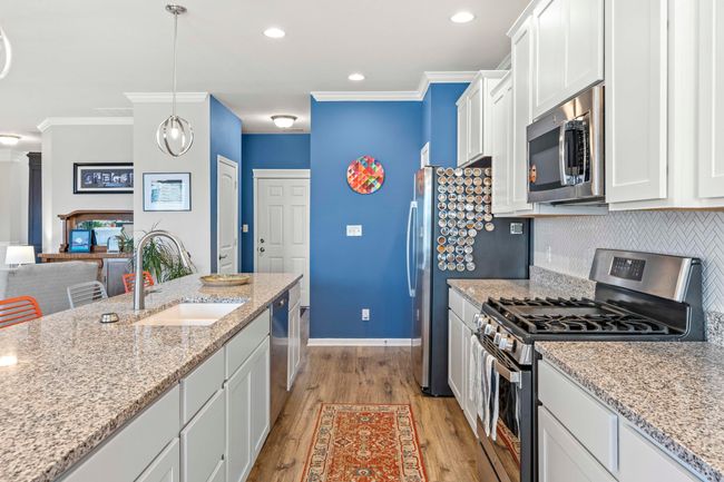 Kitchen | Image 11