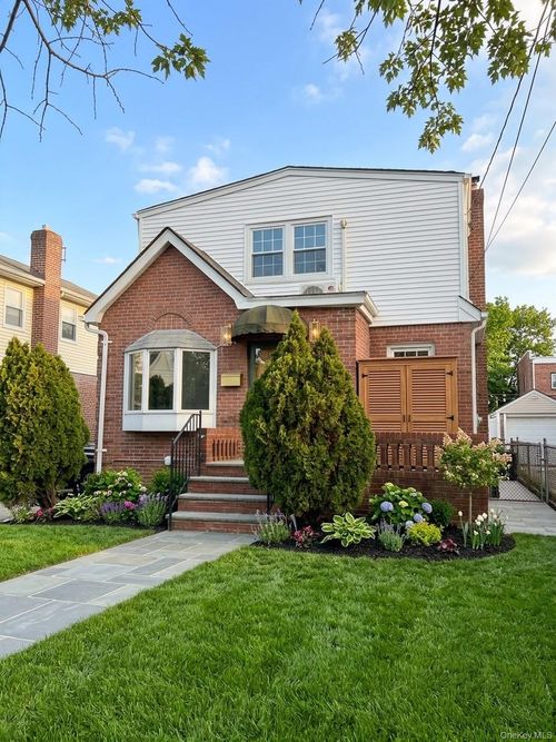 148-10 59th Ave, Flushing, NY, 11355 | Card Image