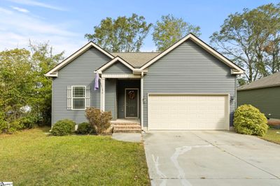 114 W 3rd Avenue, House other with 3 bedrooms, 2 bathrooms and 2 parking in Easley SC | Image 1