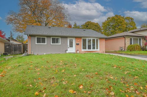 21 Cathedral Rd, Brampton, ON, L6W2P1 | Card Image