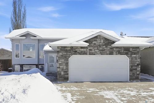 413 Bendel Cres, Martensville, SK, S0K2T2 | Card Image