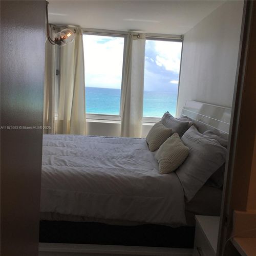 apt-1022-7135 Collins Ave, Miami Beach, FL, 33141-3256 | Card Image