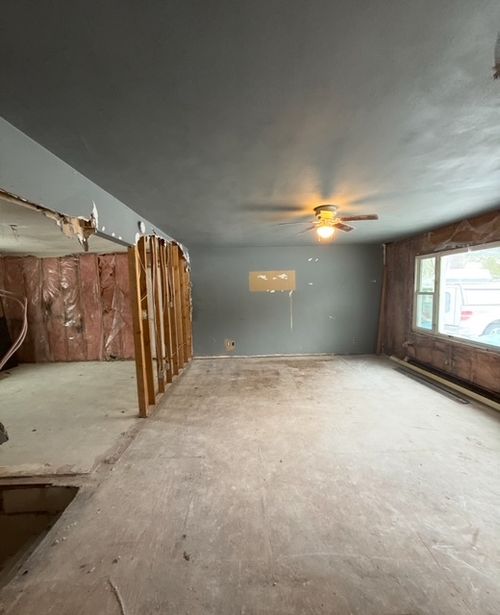 20 Academy St, GERMAN VALLEY, IL, 61039-9505 | Card Image