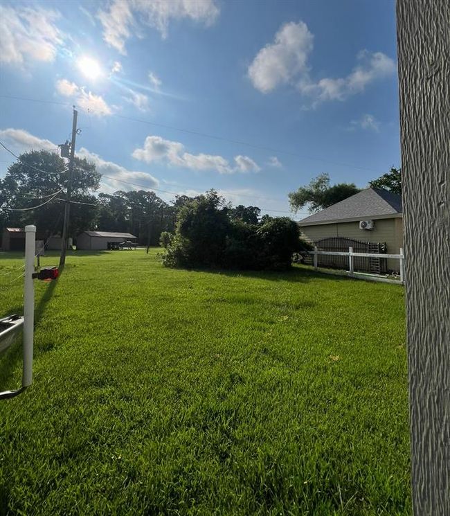 Backyard | Image 6