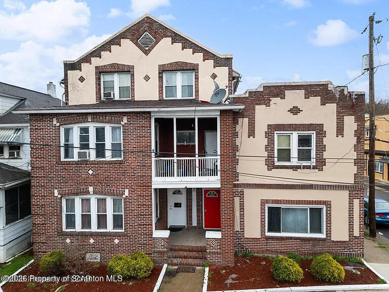 1210 Main St, Hanover Township, PA 18706