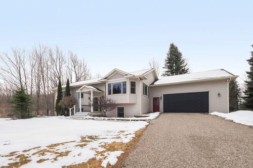 285 Skyline Dr, Petoskey, MI, 49770-8622 | Card Image