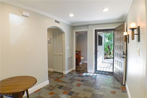 112 Pinebrook Dr, FORT MYERS, FL, 33907-5963 | Card Image