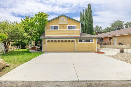 22812 Retreat Pl, Tehachapi, CA, 93561 | Card Image