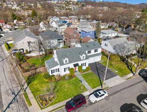 1 Hoover Rd, Yonkers, NY, 10710-4121 | Card Image