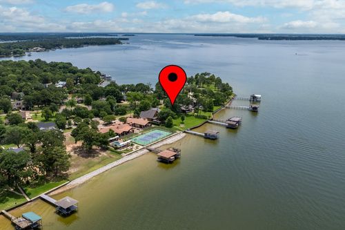 172 Enchanted Dr, Enchanted Oaks, TX, 75156-8300 | Card Image