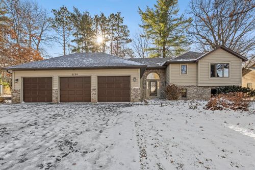 2730 Evergreen Cir, White Bear Lake, MN, 55110-5768 | Card Image
