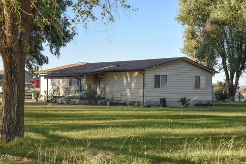 19 Ames St, Madras, OR, 97741 | Card Image