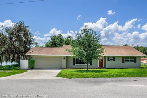 741 Lake Blue Dr, Lake Placid, FL, 33852-9679 | Card Image