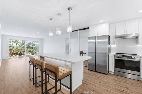 ph-17-200 Mcneil Ln, Newport Beach, CA, 92663-2649 | Card Image