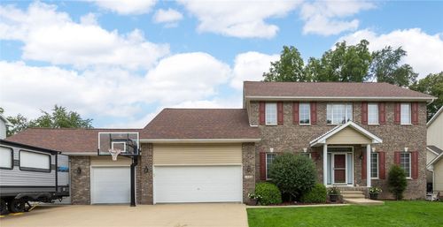 1706 Woodcrest St, Cedar Rapids, IA, 52402-1043 | Card Image