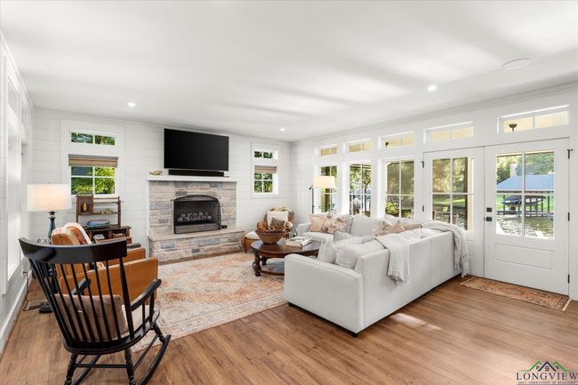 378 Cypress Creek Dr, House other with 4 bedrooms, 5 bathrooms and null parking in Mt Vernon TX | Image 8