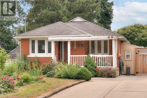 65 Belleview Ave, Kitchener, ON, N2B1G4 | Card Image