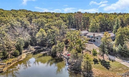 2200 Swiss Lake Rd, Hermann, MO, 65041-4830 | Card Image