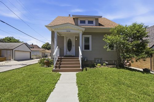 3059 S 40th St, Milwaukee, WI, 53215-3560 | Card Image