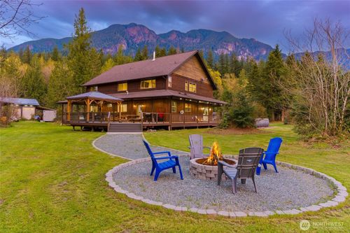 15322 May Creek Rd, Gold Bar, WA, 98251-9571 | Card Image