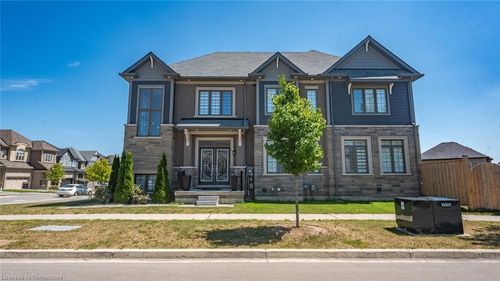 146 Bilanski Farm Rd, Brantford, ON, N3S0J3 | Card Image