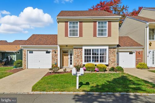 376a-376 Stirling Dr, MONROE TOWNSHIP, NJ, 08831 | Card Image