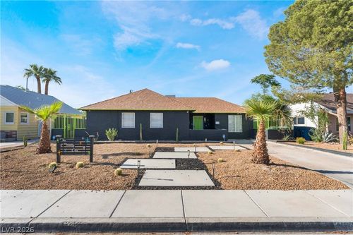 1021 Griffith Ave, Las Vegas, NV, 89104-1653 | Card Image