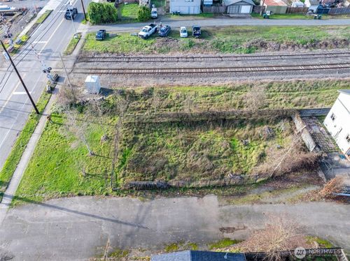 915 W 1st St, Centralia, WA, 98531-3011 | Card Image