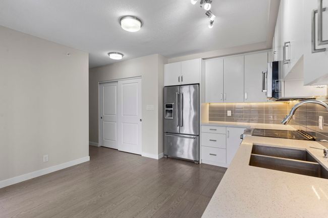 3006 - 11967 80 Ave, Condo with 2 bedrooms, 2 bathrooms and 1 parking in Delta BC | Image 11