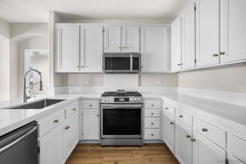 unit-1-3739 Carmel View Rd, San Diego, CA, 92130-3549 | Card Image
