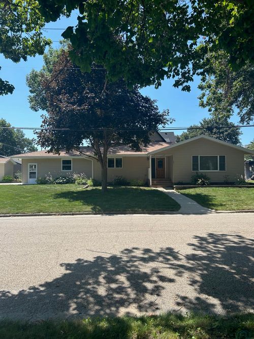 151 W Maple, Hartley, IA, 51346 | Card Image