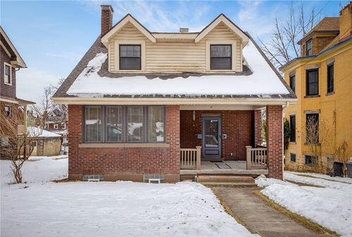 37 Mcmunn Ave, Crafton, PA, 15205-3114 | Card Image