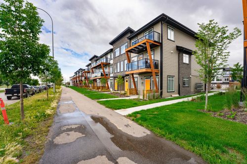 4673 Seton Dr Se, Calgary, AB, T3M3T9 | Card Image