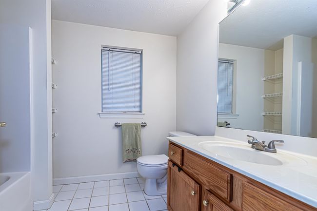 APT-4B - 5 Crosswoods Path Blvd, Condo with 2 bedrooms, 1 bathrooms and null parking in Merrimack NH | Image 16