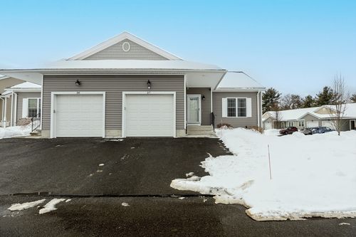 apt-37-111 Daniel Shays Hwy, Belchertown, MA, 01007-8923 | Card Image