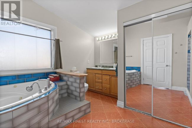 6955 County 2 Road, House other with 4 bedrooms, 2 bathrooms and 8 parking in Loyalist (Lennox and Addington - South) ON | Image 27