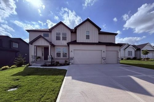 16872 S Norton Street, Olathe, KS, 66062 | Card Image