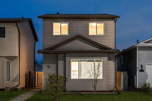 33 Martindale Crt Ne, Calgary, AB, T3J2V8 | Card Image