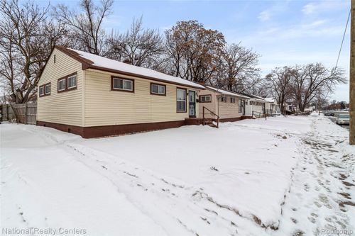 13525 Evergreen Rd, Detroit, MI, 48223-3440 | Card Image