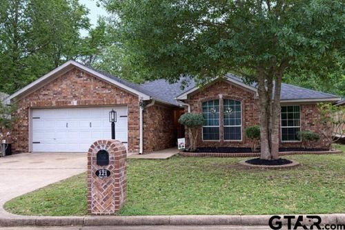 121 Maggie Cir, Flint, TX, 75762-9521 | Card Image