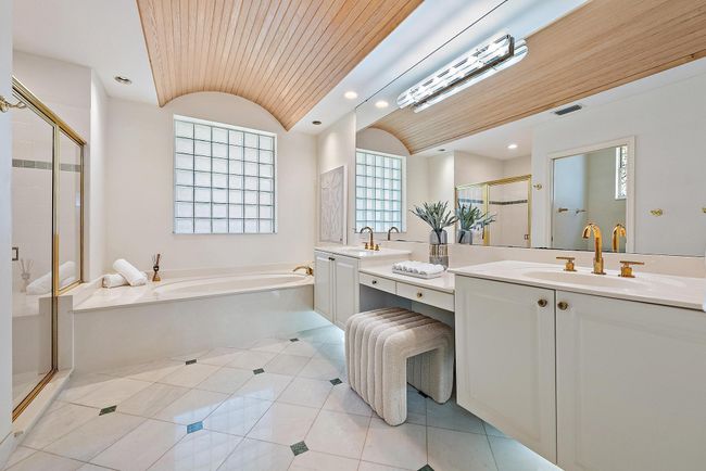 8774 Lakes Blvd, House other with 3 bedrooms, 3 bathrooms and null parking in West Palm Beach FL | Image 34