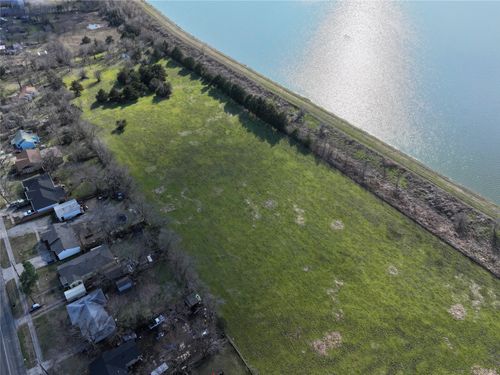 1215 Wolfe City Dr, Greenville, TX, 75401 | Card Image