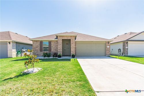 584 Taggart Trl, Jarrell, TX, 76537-0657 | Card Image
