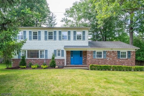 32 Natalie Dr, West Caldwell, NJ, 07006-6537 | Card Image